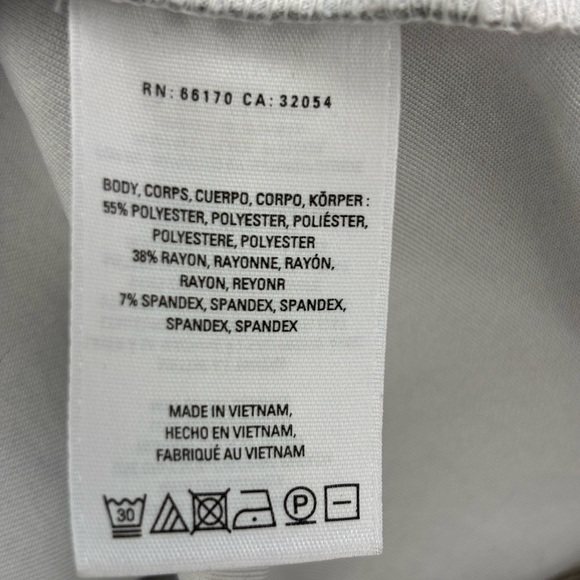 EUC *AKEMI + KIN* Anthropologie Gray White Scuba Lace Peplum Floral Tank Top L - Picture 8 of 8